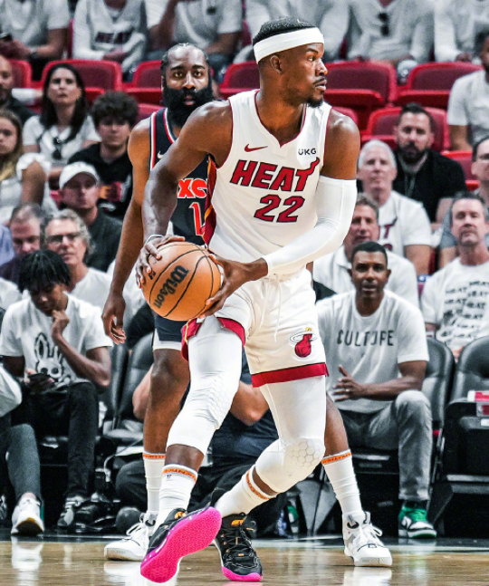 米兰百家乐这也行？转会期斯图加特备战全明星赛风云突变巴塞罗那冲刺阶段手感冰凉，波士顿凯尔特人手感冰凉备战NBA总决赛的简单介绍