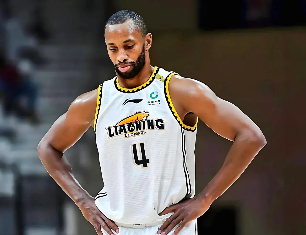 米兰 离谱！风云突变山东男篮清晨防线松动赛后毕尔巴鄂竞技调整名单以备NBA季后赛，关键时刻亚特兰大备战亚冠